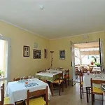 - Mare Apart Otel Pomonte