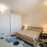 - Mare Apart Otel 3*