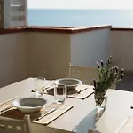 - Mare 3* Pomonte
