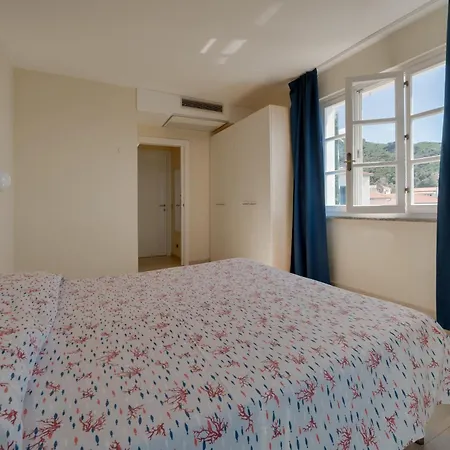 Apart Otel - Mare 3*