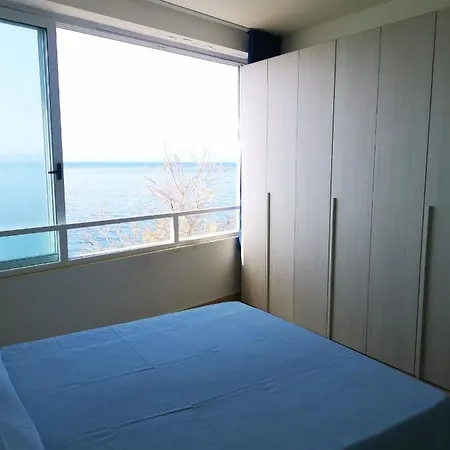 - Mare Aparthotel *
